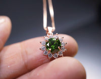 High-Quality Green Diopsid Pendant Rose Gold @ Sterling Silver Tiny Lab Diopsid Sunflower Princess Diana Style Green Gemstone Necklace 1113